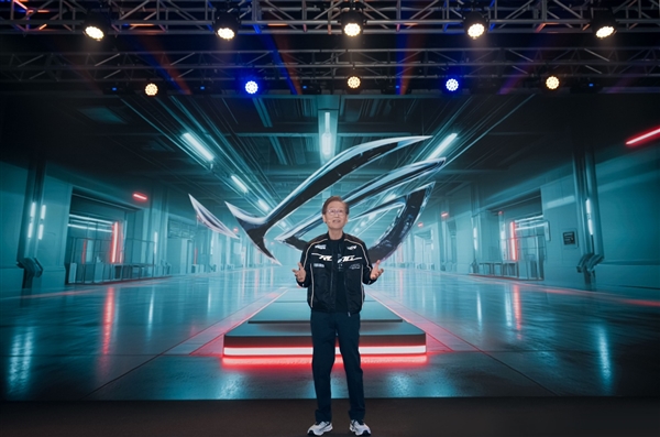 玩出骄傲来！ROG 20周年系列新品强势登场COMPUTEX 2026