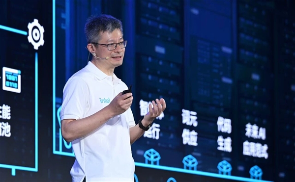 288核，Intel 18A制程，英特尔至强6+加速Agentic AI落地