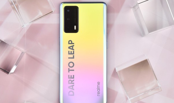 真我realme X7 Pro 至尊版
