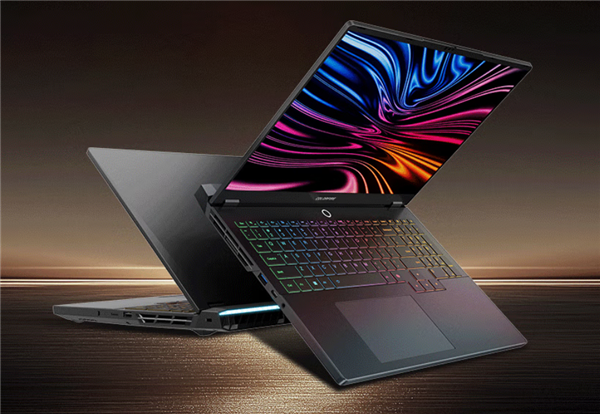 128GB+2TB 29999元!七彩虹发布灵创K60工作站笔记本:配备AMD锐龙AI Max+ 395