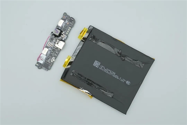拆解报告:小米金沙江10000mAh 45W超薄磁吸移动电源