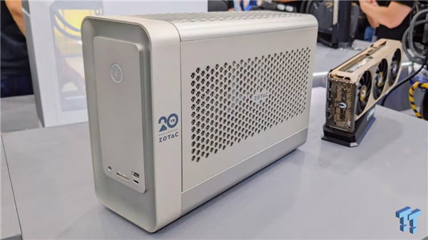 全球最小!索泰发布搭载桌面级RTX 5080迷你电脑