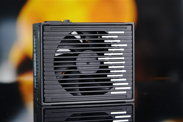 125mm短身 + ATX 3.1!鑫谷昆仑山海MU-850GD电源图赏
