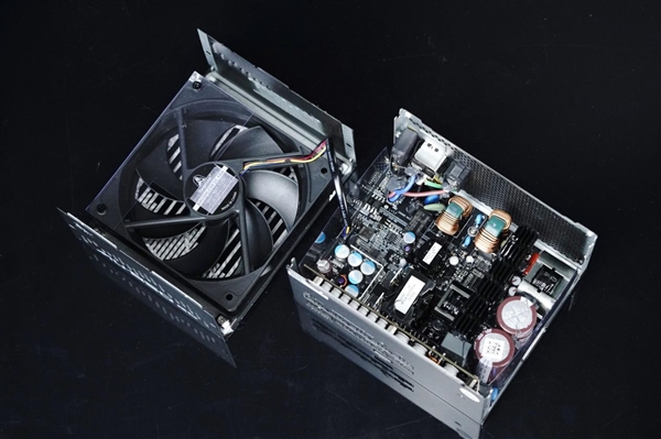 125mm短身 + ATX 3.1!鑫谷昆仑山海MU-850GD电源图赏