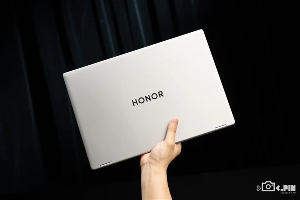 没有独显售价过万 荣耀MagicBook Pro 2026凭啥!