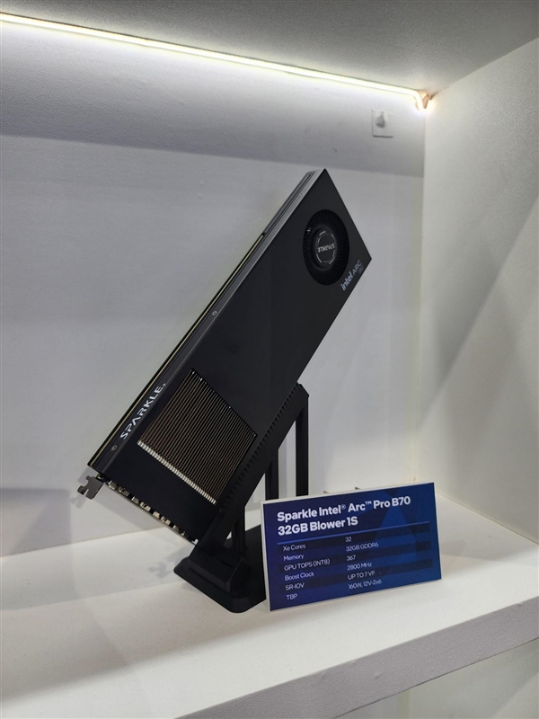 32GB显存压进单槽!撼与锐炫Pro B70涡轮卡现身:8卡堆出256GB
