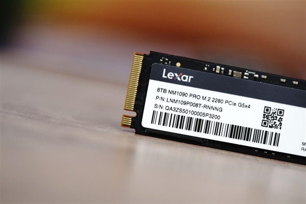 疾速14400MB/s!雷克沙NM1090 Pro 8TB SSD图赏