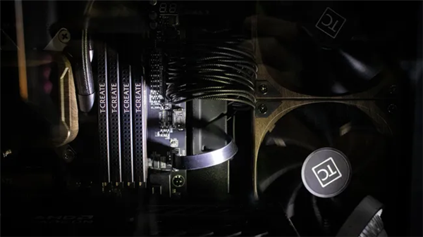 比格式化狠一万倍!十铨推出最新远程自毁SSD:收到短信就“自爆”
