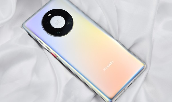 华为Mate40 Pro