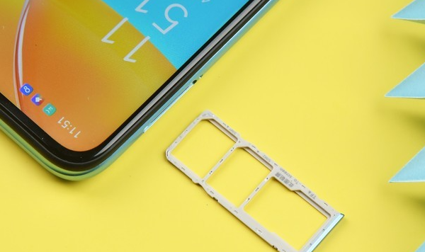 OPPO A35