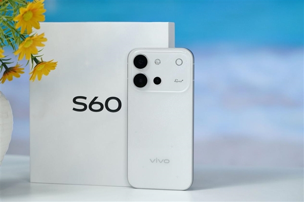 转动如星海闪烁!vivo S60星星海图赏