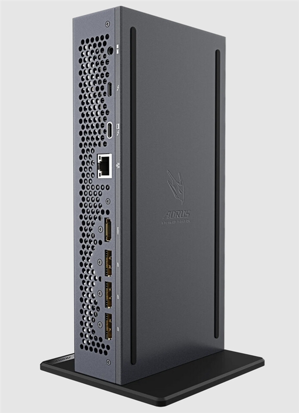 技嘉推出外置显卡坞AI BOX:拥有超3000AI TOPS算力 支持Thunderbolt 5连接