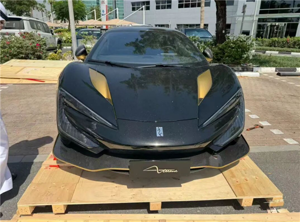 售价高达2000万人民币!比亚迪仰望U9X抵达迪拜开启交付