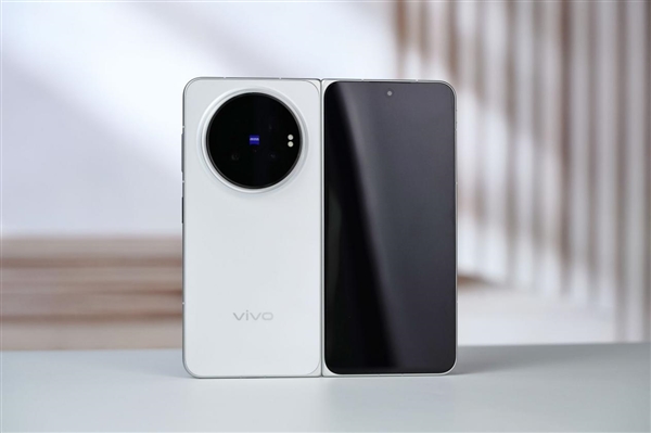 蓝厂最强折叠屏!vivo X Fold 6图赏