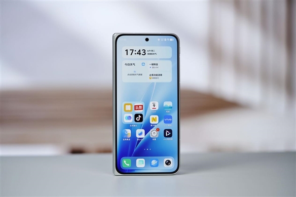 蓝厂最强折叠屏!vivo X Fold 6图赏