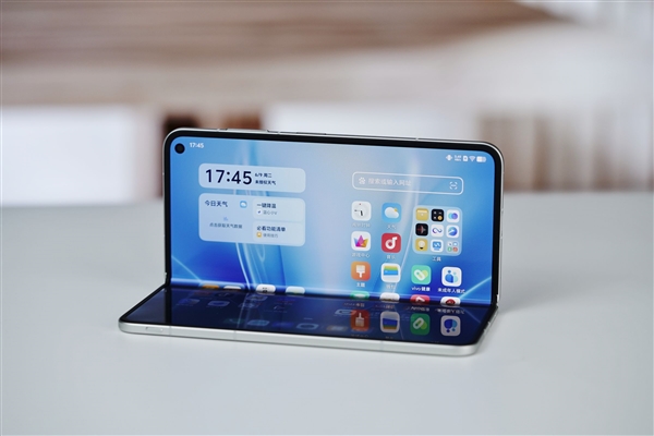 蓝厂最强折叠屏!vivo X Fold 6图赏