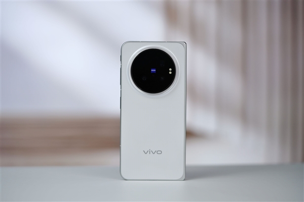 蓝厂最强折叠屏!vivo X Fold 6图赏