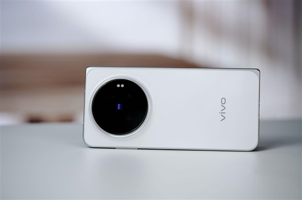 蓝厂最强折叠屏!vivo X Fold 6图赏