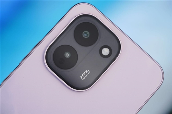 轻薄机身塞下9000mAh电池!vivo Y600 Turbo图赏