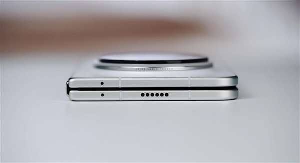蓝厂最强折叠屏!vivo X Fold 6图赏