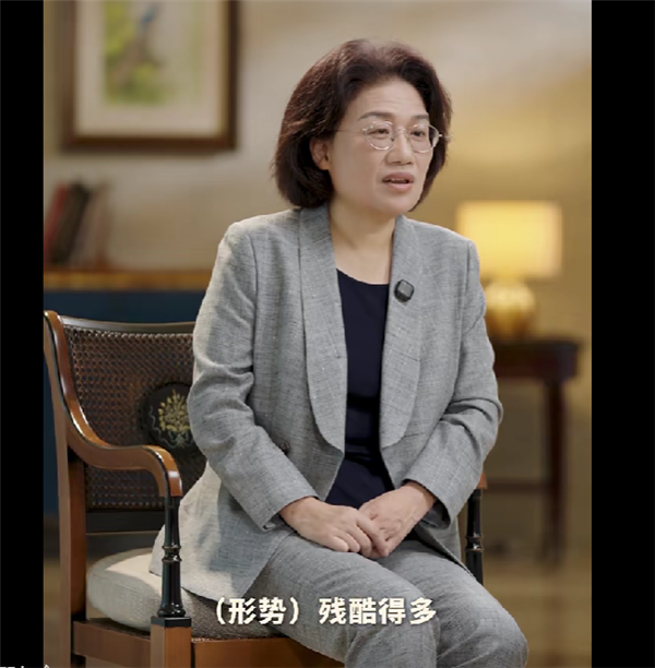 华为芯片女王揭秘“韬定律”诞生背后:当年一夜之间被打回“原始社会” 远比想象残酷