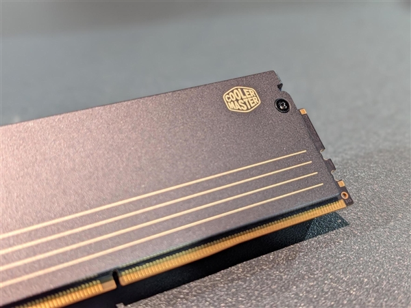 内存装上涡轮风扇!酷冷至尊+芝奇联手推DDR5新品:温度骤降15°C