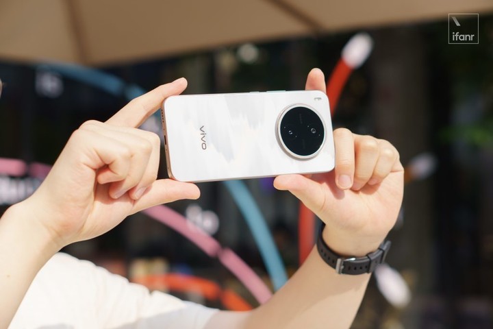 vivo Y600 Pro 体验:这部「充电宝手机」,为什么对 vivo 很重要