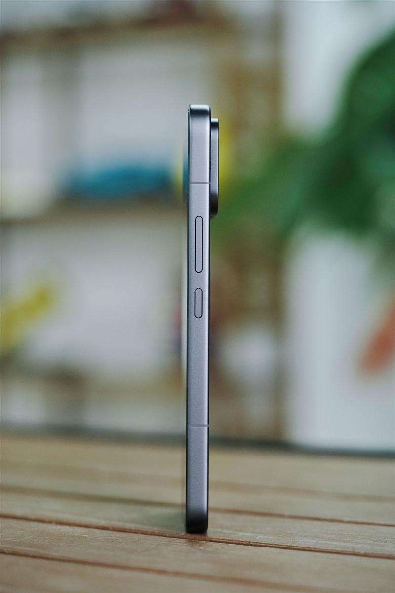 风冷双芯造就性能魔王! REDMI K90 MAX手机全面评测