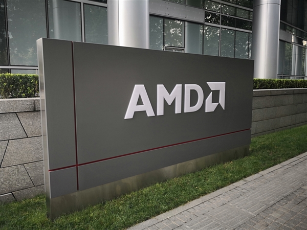 一台服务器涨超10万元!AMD支招:合理配内存比干等市场好转更靠谱