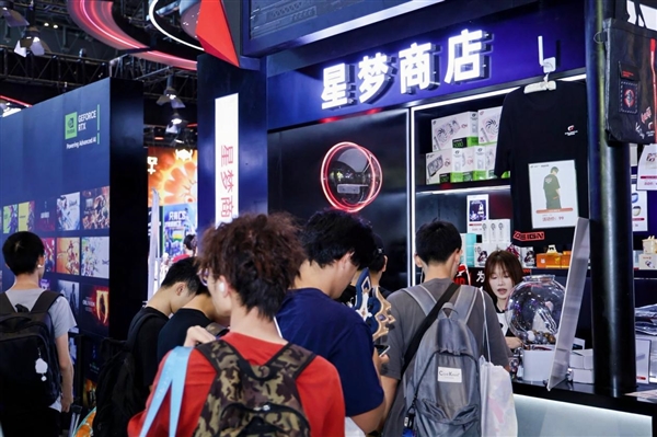 七彩虹BW2026展台全曝光:DLSS 4.5、联名显卡、30周年纪念卡等一网打尽