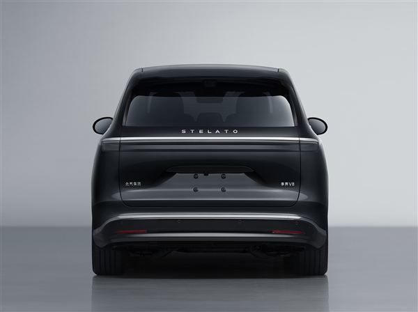 鸿蒙智行又一MPV 享界V8登陆工信部:预计售价30万级