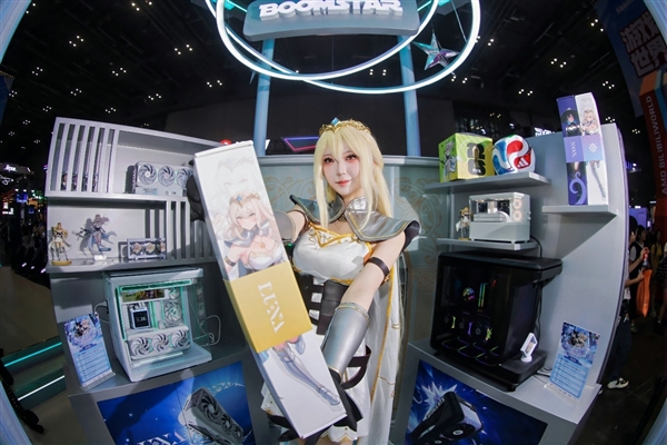 颜值与实力兼具!影驰星曜LUNA系列电竞鼠标垫焕新袭来