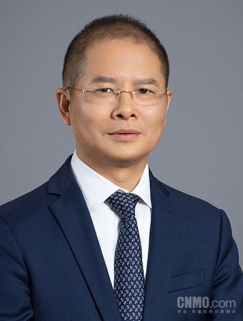 后摩尔时期的突围:华为Atlas 950超节点重构国产AI算力体系