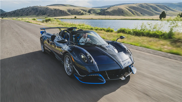 车主意外离世 绝世孤品帕加尼Huayra Roadster手动档将拍卖