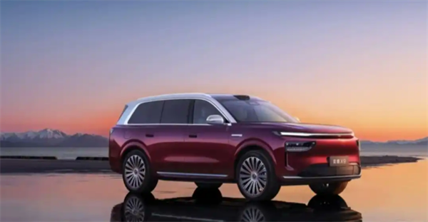 东风华为跨界融合成果!奕境X9将于8月预售:定位旗舰级大型SUV