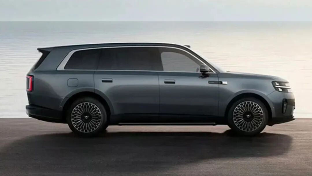 640-72 小米澎程 SUV 外观官宣,新车太霸气了