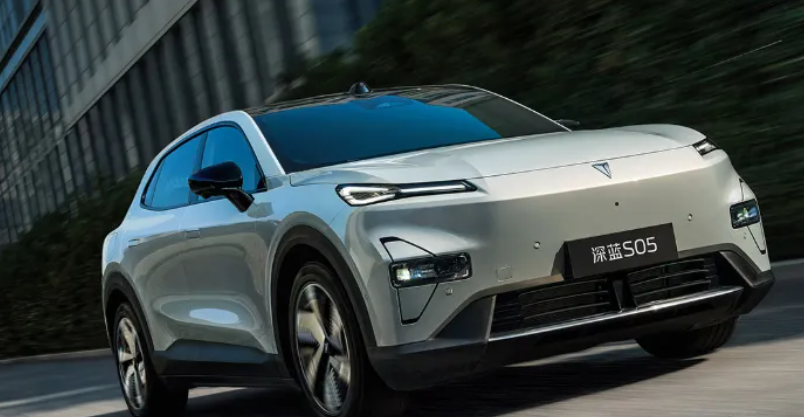 f3c87e1e56eb00c148104b1e72503e0b 10-15预算,选择年轻化SUV,就看这3台,有颜值有实力