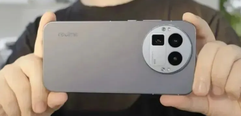 f8d50312791d5f693a36000e0a1d0843 16GB+512GB更适合长期用,这5款”性能“机很稳