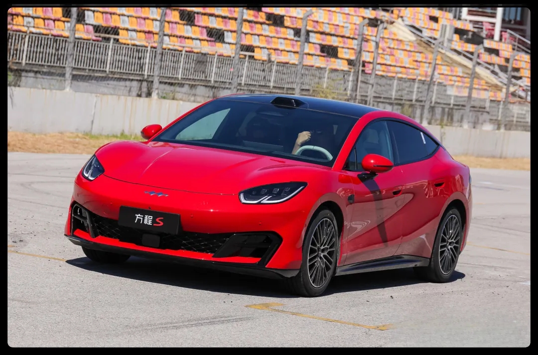 67cfaa06dcb18d9e9ee562bde5653f03 666马力+900公里续航!比亚迪新车:9月16日上市